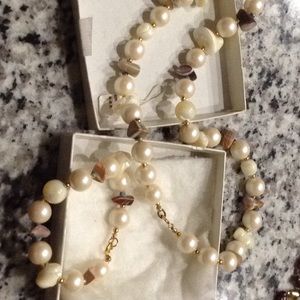 Vintage Pearl necklace set